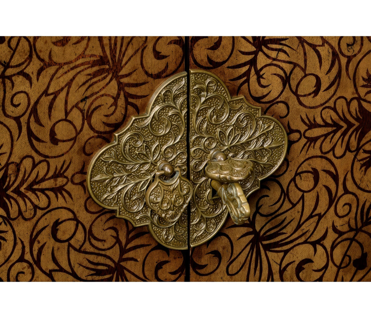 William &amp; Mary Marquetry Cabinet on Chest - English Georgian America